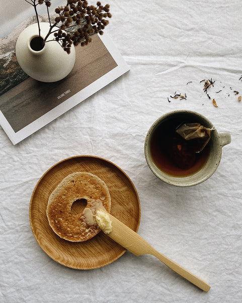 Each plate is individually hand-turned from quarter sawn English Oak by Selwyn House. At the table these beautiful wooden plates would be great for small starters, sharing plates or cheeses. Around the home, use them to hold pillar candles or special pieces of jewellery.